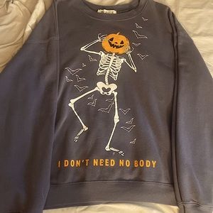 Halloween pull over brand-name is wound up and it is a size xxl